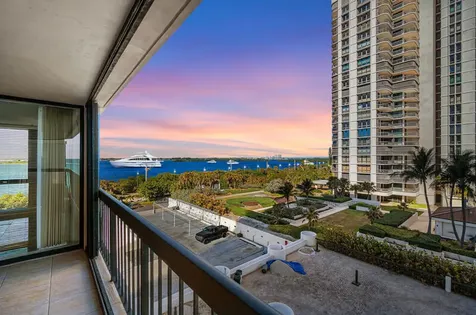 5380 N Ocean Drive N Riviera Beach FL 33404