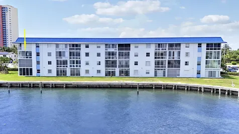 410 Wilma Circle Riviera Beach FL 33404