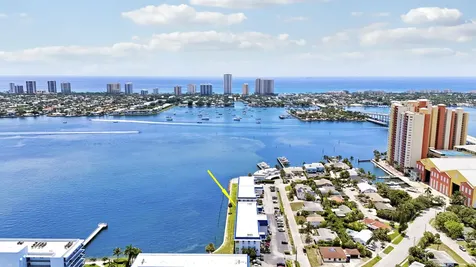 410 Wilma Circle Riviera Beach FL 33404