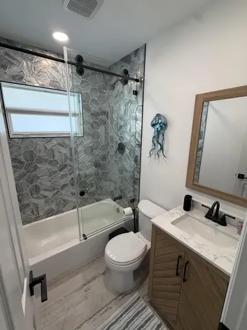 370 Wilma Circle Riviera Beach FL 33404