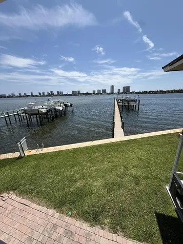 370 Wilma Circle Riviera Beach FL 33404