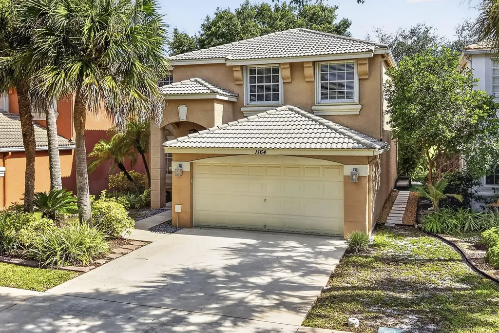1164 Oakwater Drive Royal Palm Beach FL 33411