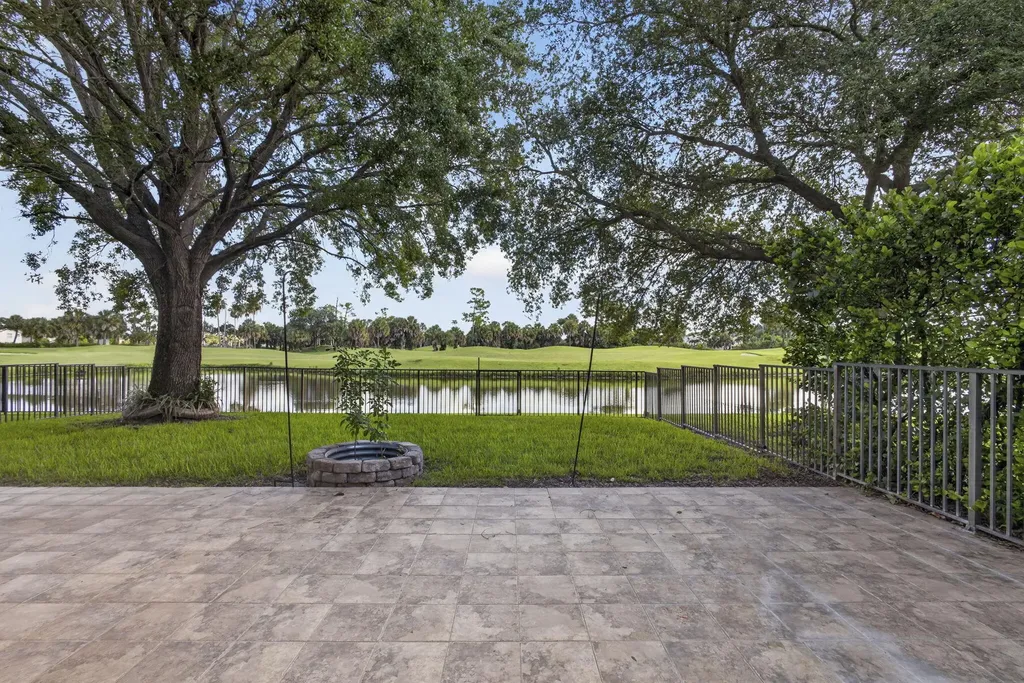 1164 Oakwater Drive Royal Palm Beach FL 33411