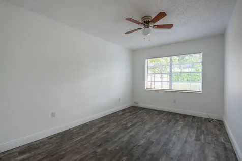 5847 S 37th Street Greenacres FL 33463