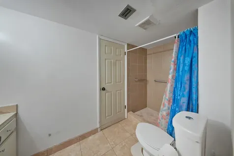 20860 San Simeon Way Miami FL 33179