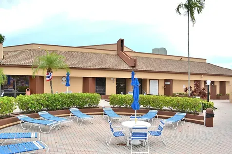 8841 Sunrise Lakes Boulevard Sunrise FL 33322
