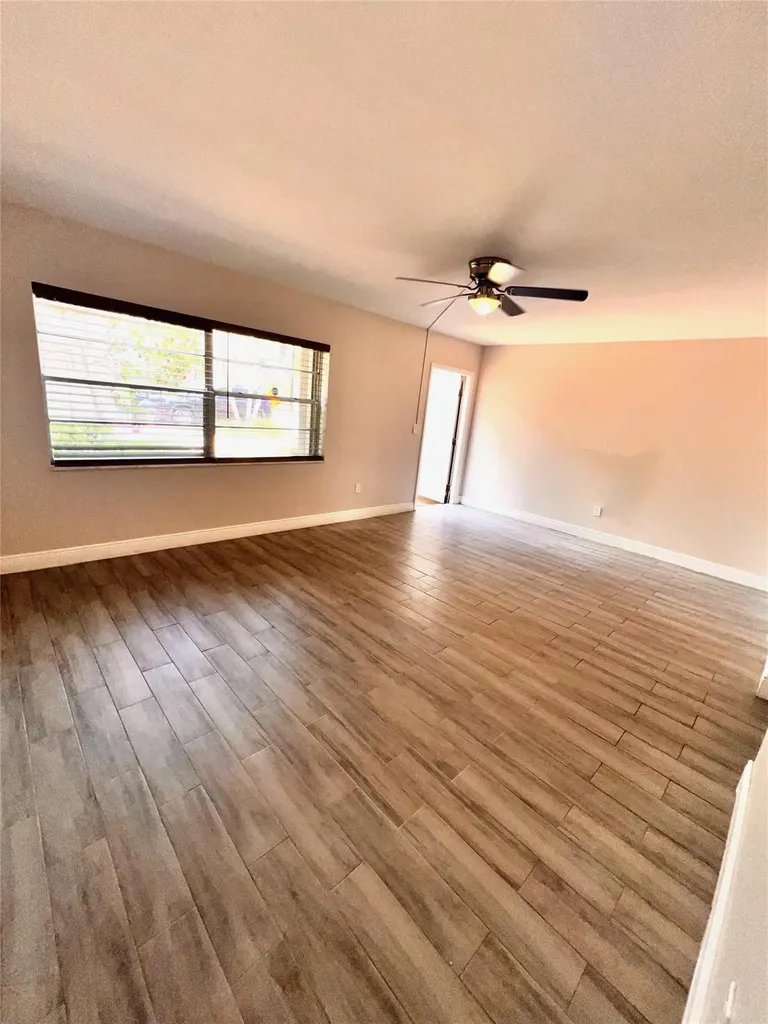 9050 NW 28th Street Coral Springs FL 33065