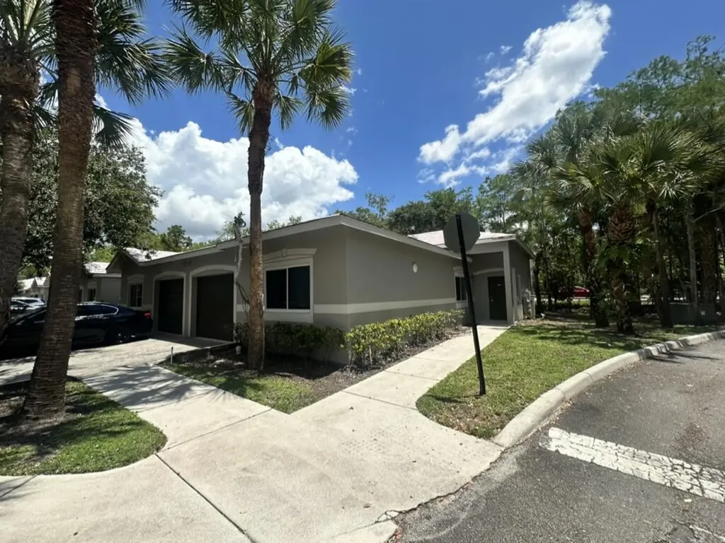 220 Crestwood Circle Royal Palm Beach FL 33411