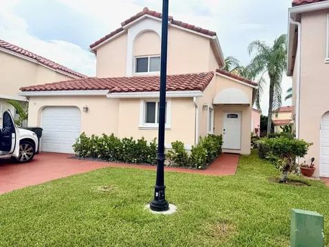 1058 SE 6th Court Dania Beach FL 33004