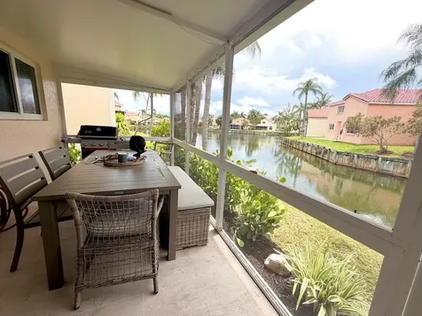 1058 SE 6th Court Dania Beach FL 33004