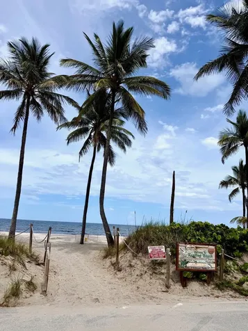 1058 SE 6th Court Dania Beach FL 33004