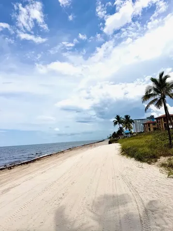1058 SE 6th Court Dania Beach FL 33004