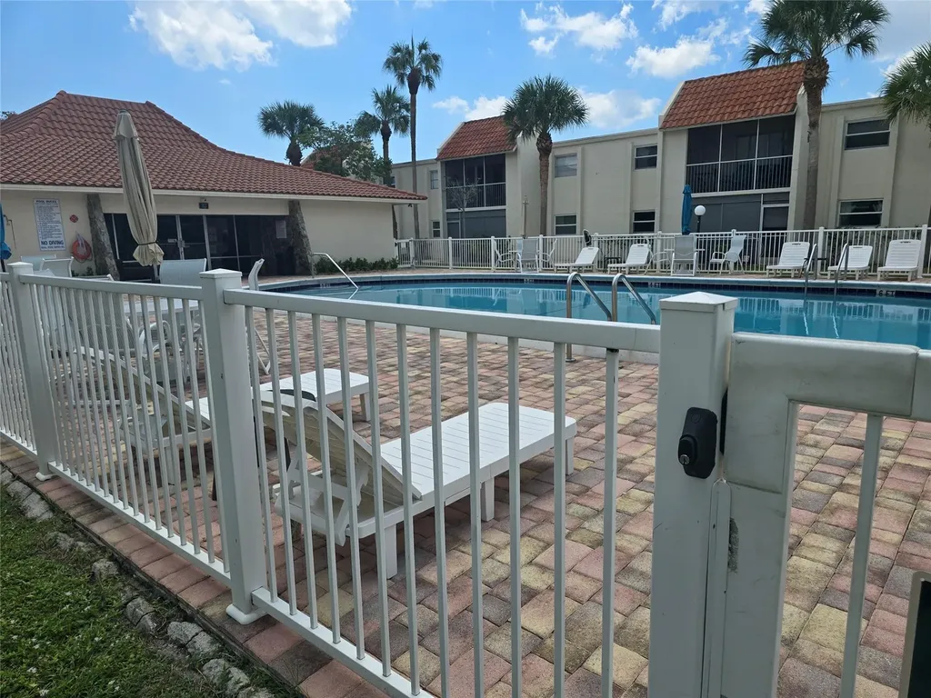 1428 SE 4th Avenue Deerfield Beach FL 33441