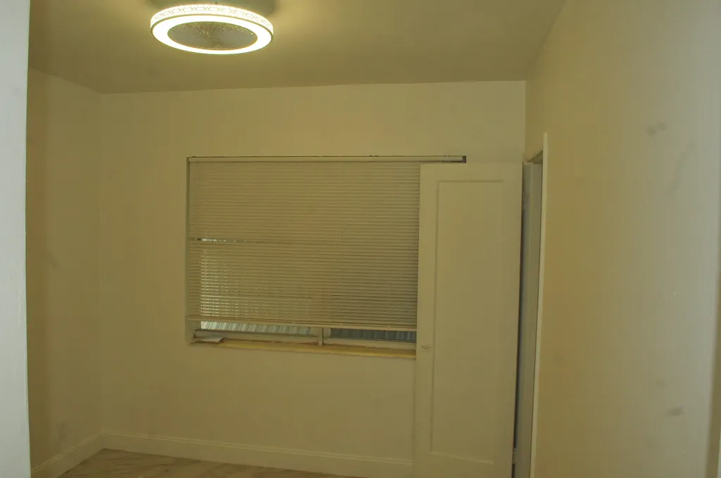 936 45th Street West Palm Beach FL 33407