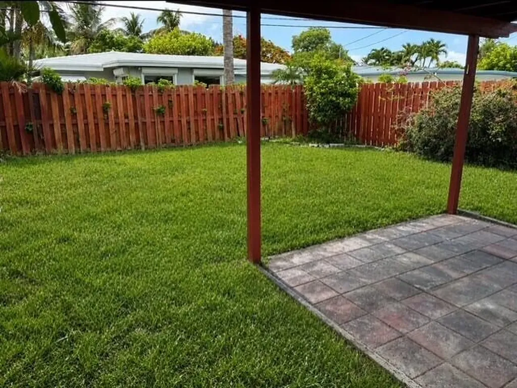 1925 NE 26th Street Wilton Manors FL 33305
