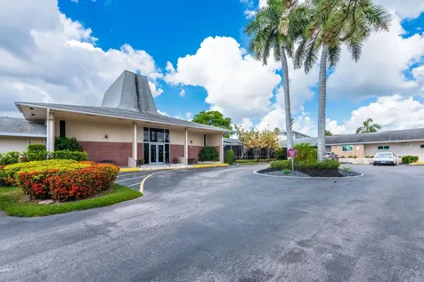 2615 Garden Drive N Lake Worth FL 33461