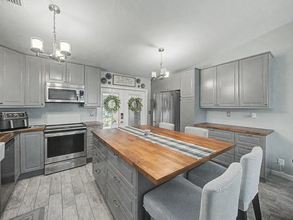 13836 42nd Road N West Palm Beach FL 33411