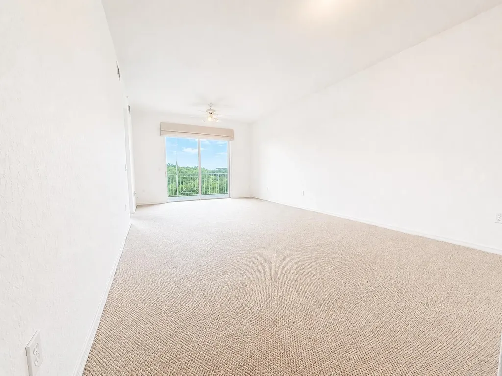 3600 Oaks Clubhouse Drive Pompano Beach FL 33069
