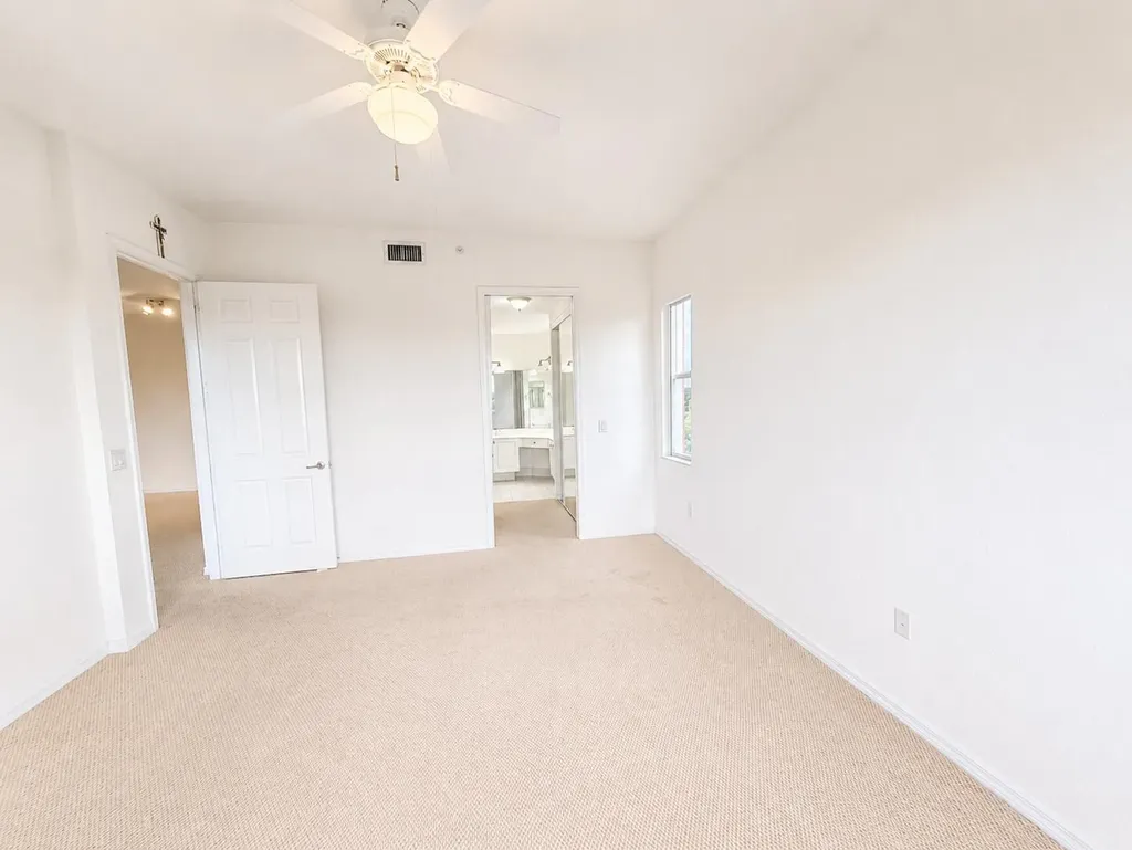 3600 Oaks Clubhouse Drive Pompano Beach FL 33069