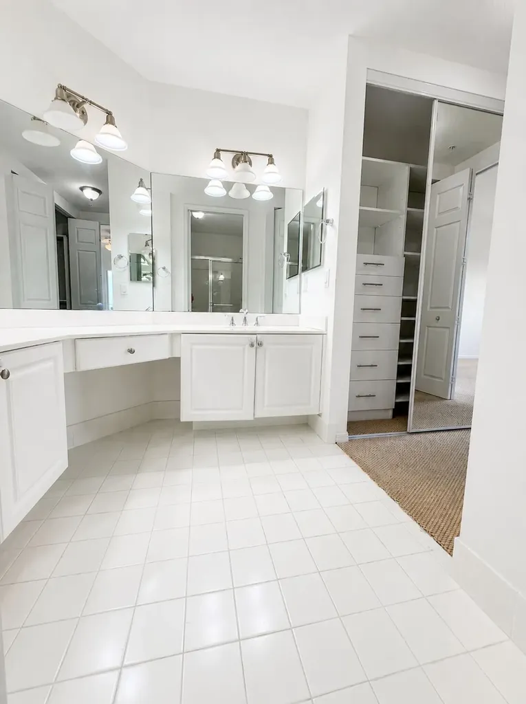 3600 Oaks Clubhouse Drive Pompano Beach FL 33069