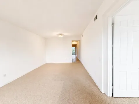 3600 Oaks Clubhouse Drive Pompano Beach FL 33069