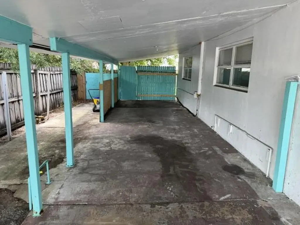 9308 N Military Trail West Palm Beach FL 33410