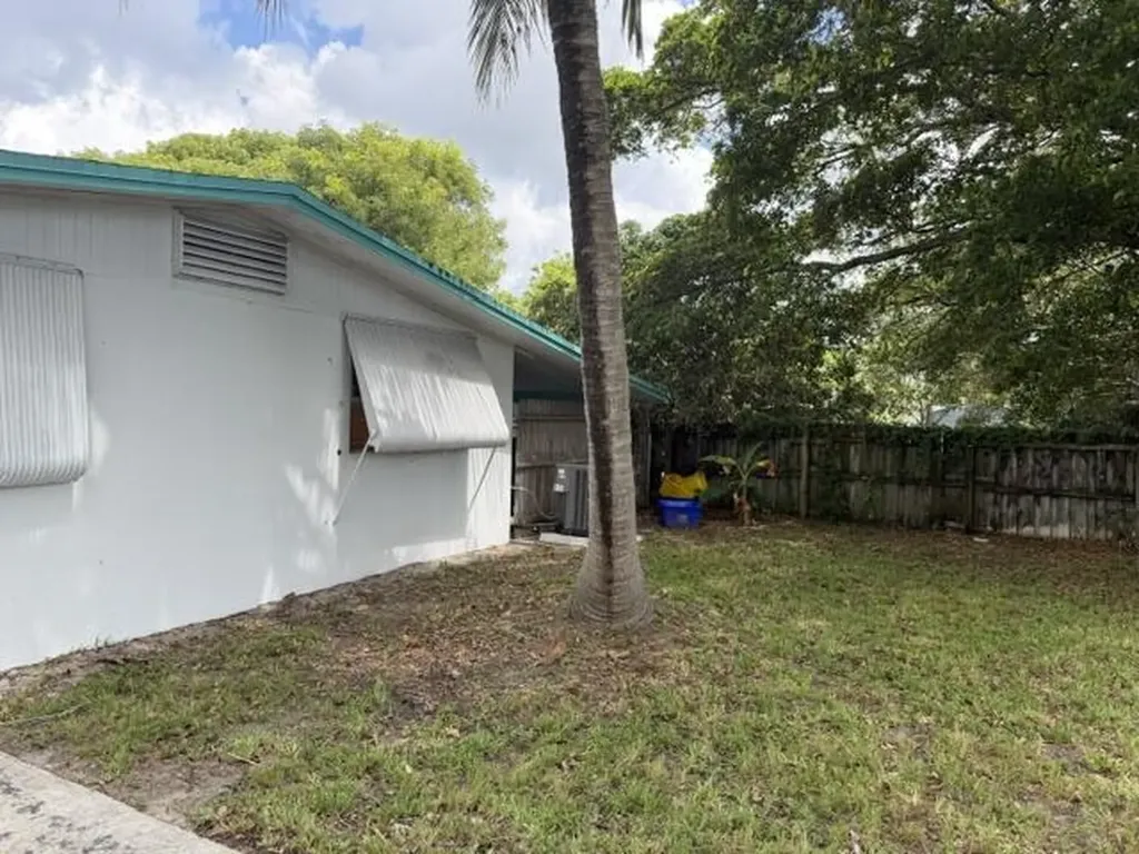 9308 N Military Trail West Palm Beach FL 33410