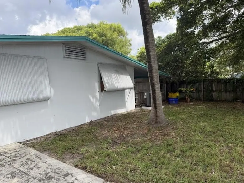 9308 N Military Trail West Palm Beach FL 33410