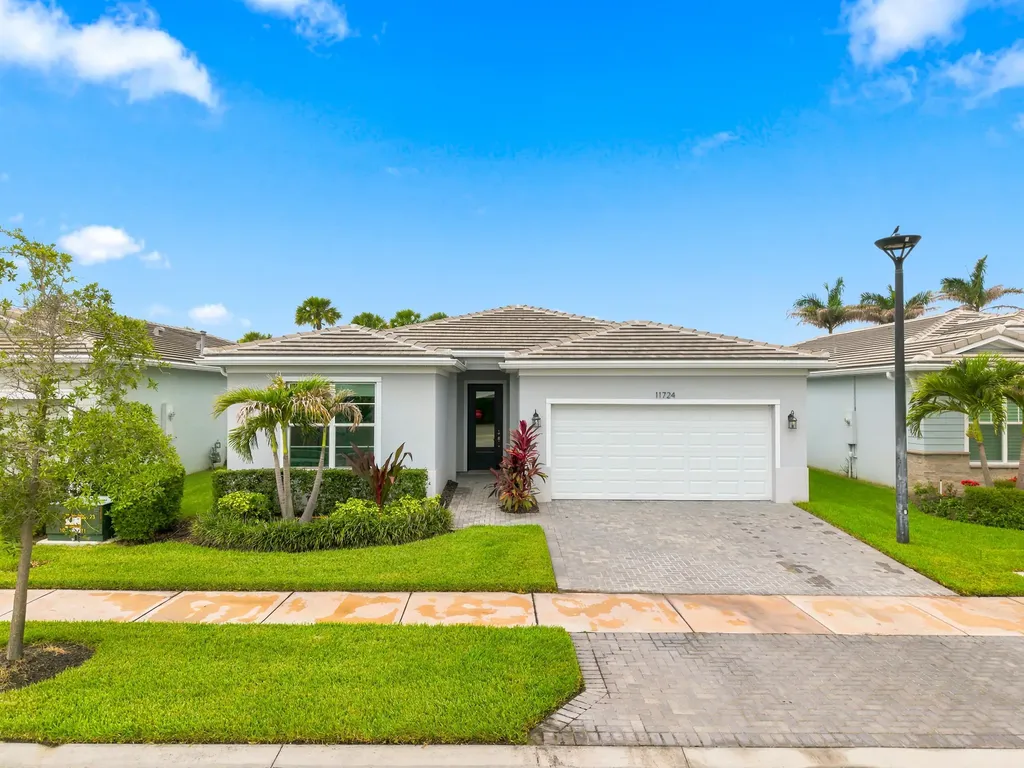 11724 SW Aquila Way Port St Lucie FL 34987