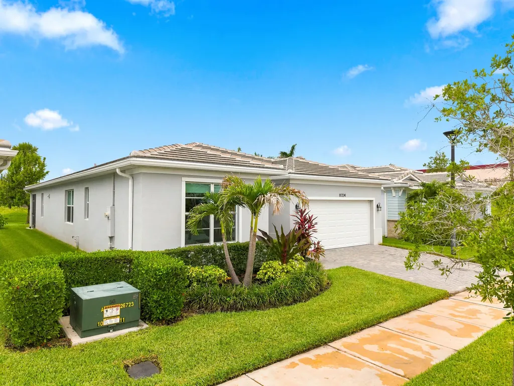 11724 SW Aquila Way Port St Lucie FL 34987
