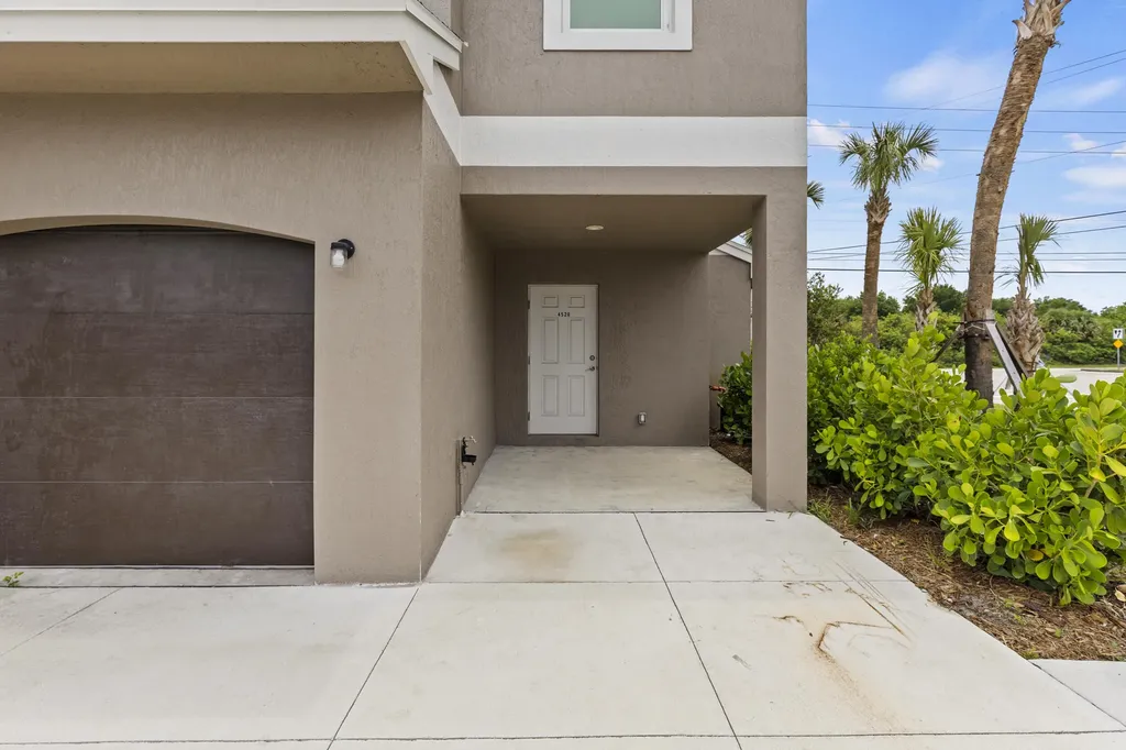 4498 SW Port Saint Lucie Boulevard Port St Lucie FL 34953