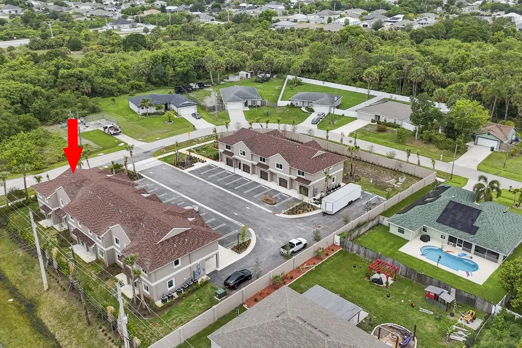 4498 SW Port Saint Lucie Boulevard Port St Lucie FL 34953