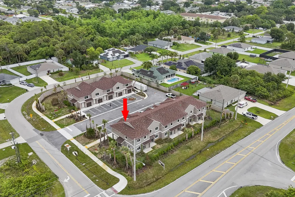 4498 SW Port Saint Lucie Boulevard Port St Lucie FL 34953