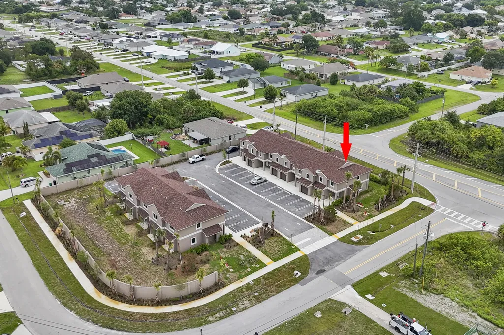 4498 SW Port Saint Lucie Boulevard Port St Lucie FL 34953
