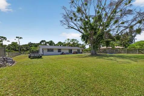 5912 Pinetree Drive Fort Pierce FL 34982