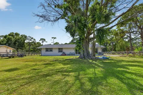 5912 Pinetree Drive Fort Pierce FL 34982