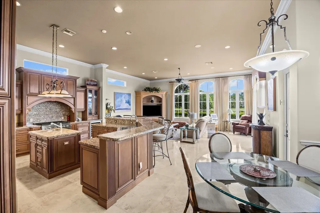 211 SE Bella Strano Port St Lucie FL 34984