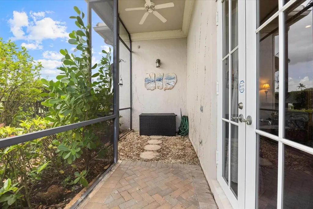 211 SE Bella Strano Port St Lucie FL 34984