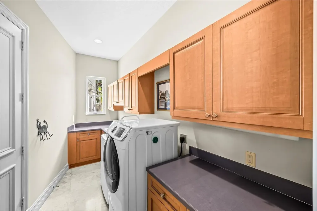 211 SE Bella Strano Port St Lucie FL 34984