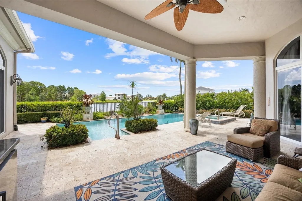 211 SE Bella Strano Port St Lucie FL 34984