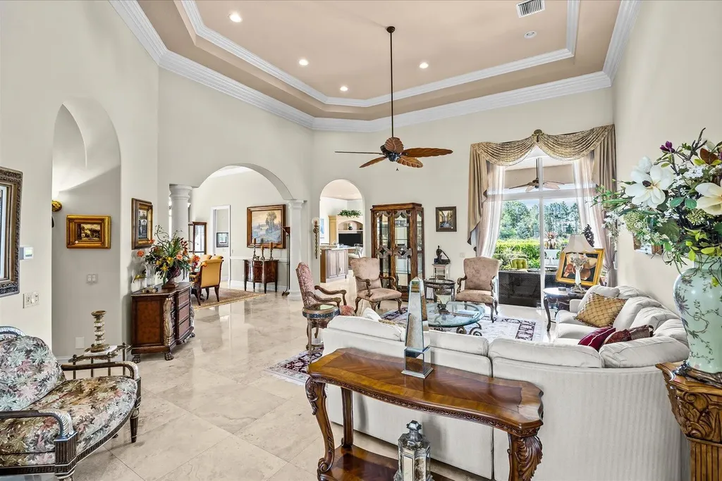 211 SE Bella Strano Port St Lucie FL 34984