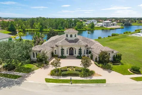 211 SE Bella Strano Port St Lucie FL 34984
