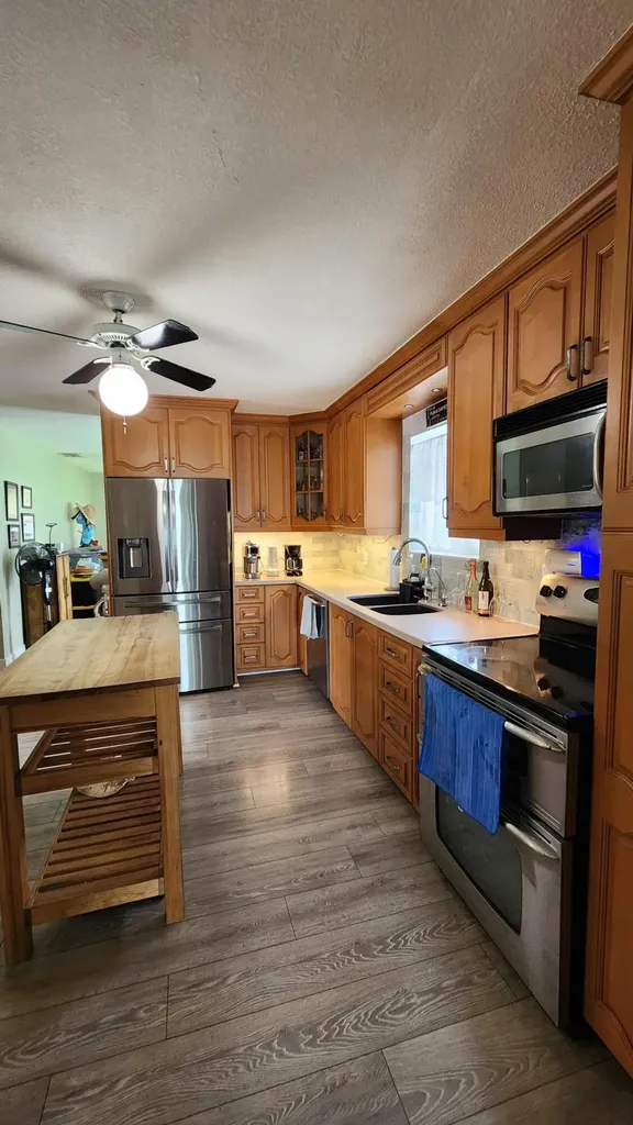 1411 W River Drive Margate FL 33063