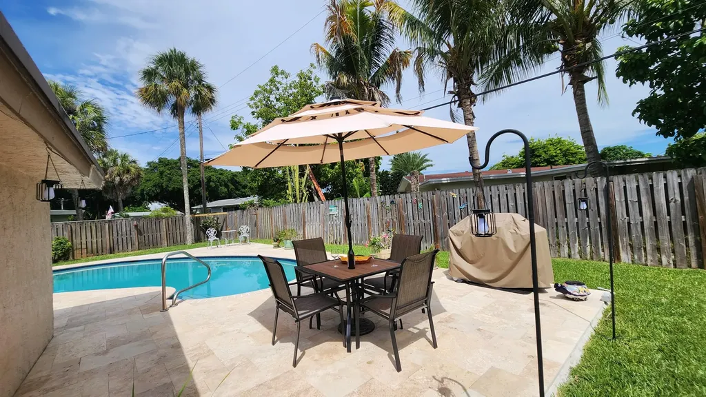 1411 W River Drive Margate FL 33063
