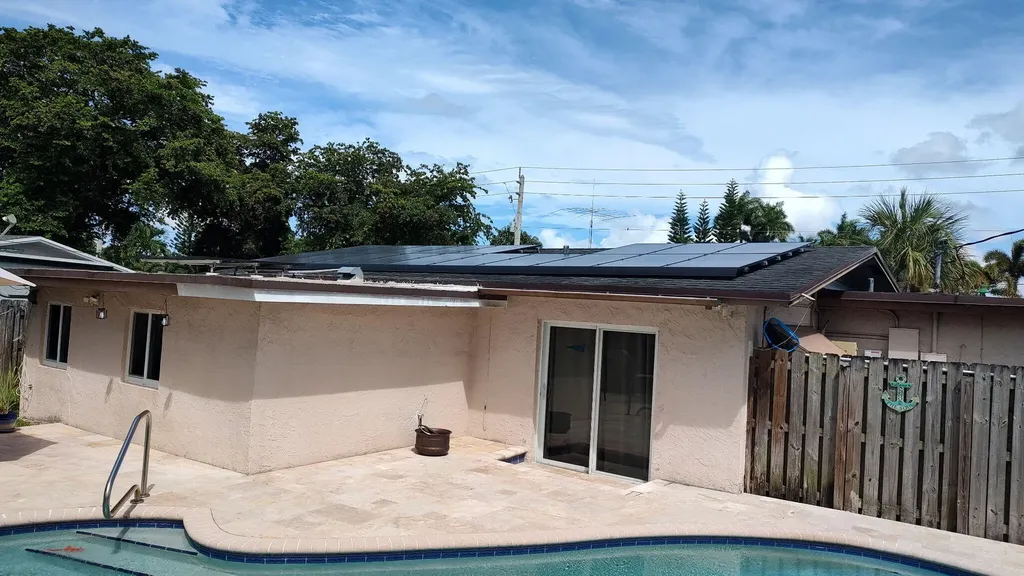 1411 W River Drive Margate FL 33063