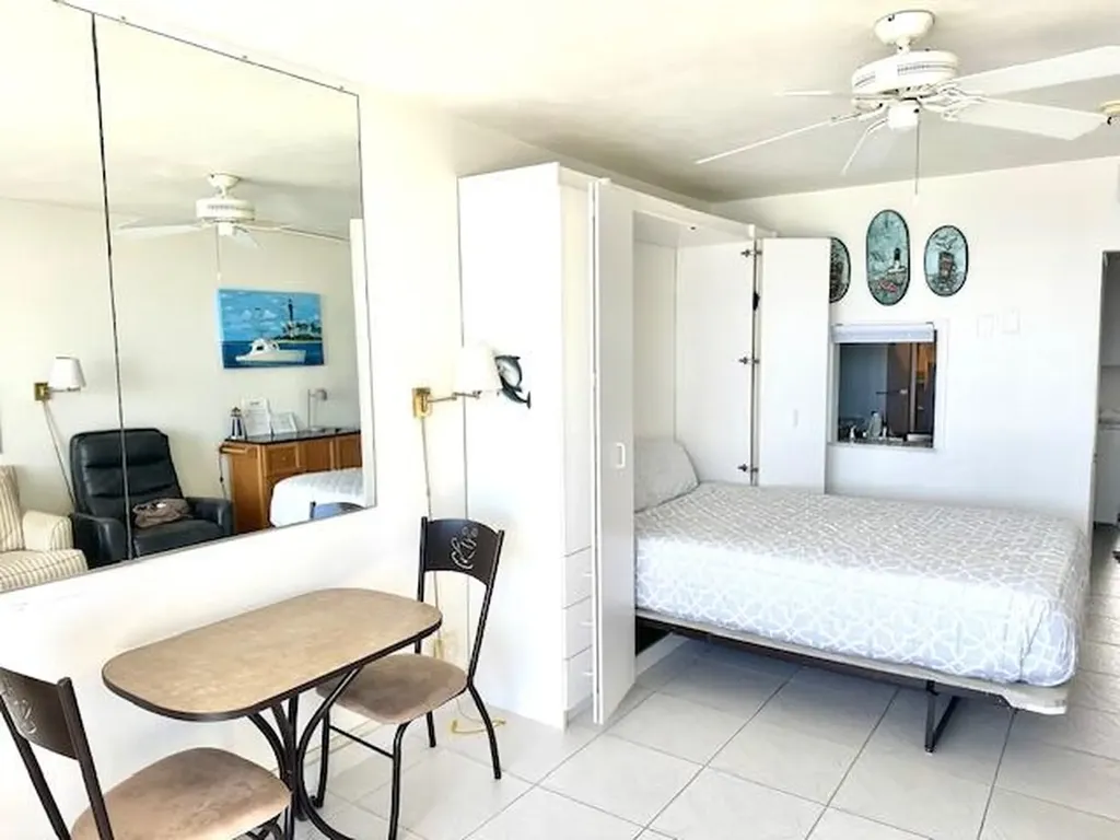 2508 Bay Drive Pompano Beach FL 33062