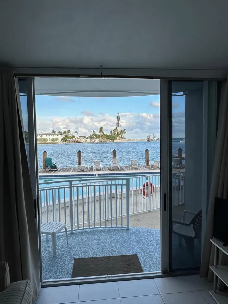 2508 Bay Drive Pompano Beach FL 33062