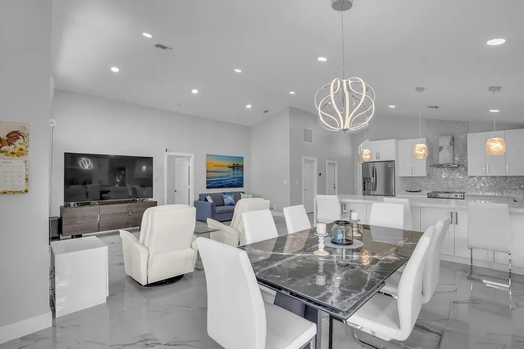 7791 Great Glen Circle Delray Beach FL 33446