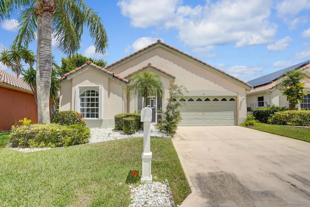 7791 Great Glen Circle Delray Beach FL 33446