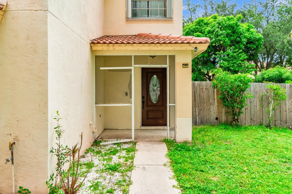 6724 Country Winds Cove Lake Worth FL 33463